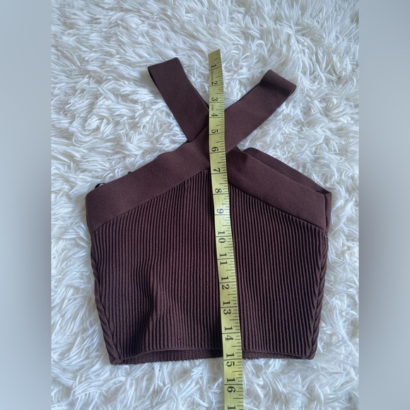 Aritzia Babaton Sculpt Knit Criss Cross Cropped Tank in Coffee Bean - Picture 7 of 8